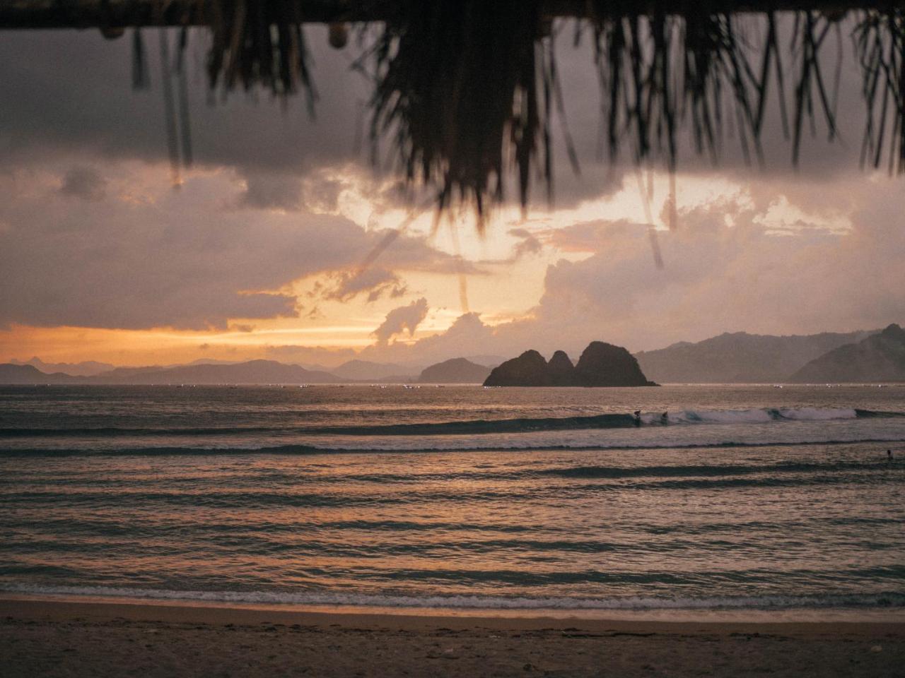 Mawun Raya Resort Kuta  Esterno foto