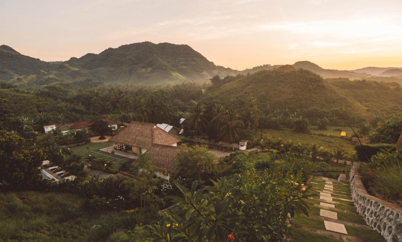 Mawun Raya Resort Kuta  Esterno foto