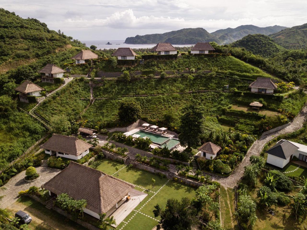 Mawun Raya Resort Kuta  Esterno foto