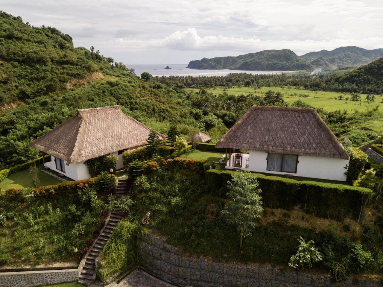 Mawun Raya Resort Kuta  Esterno foto